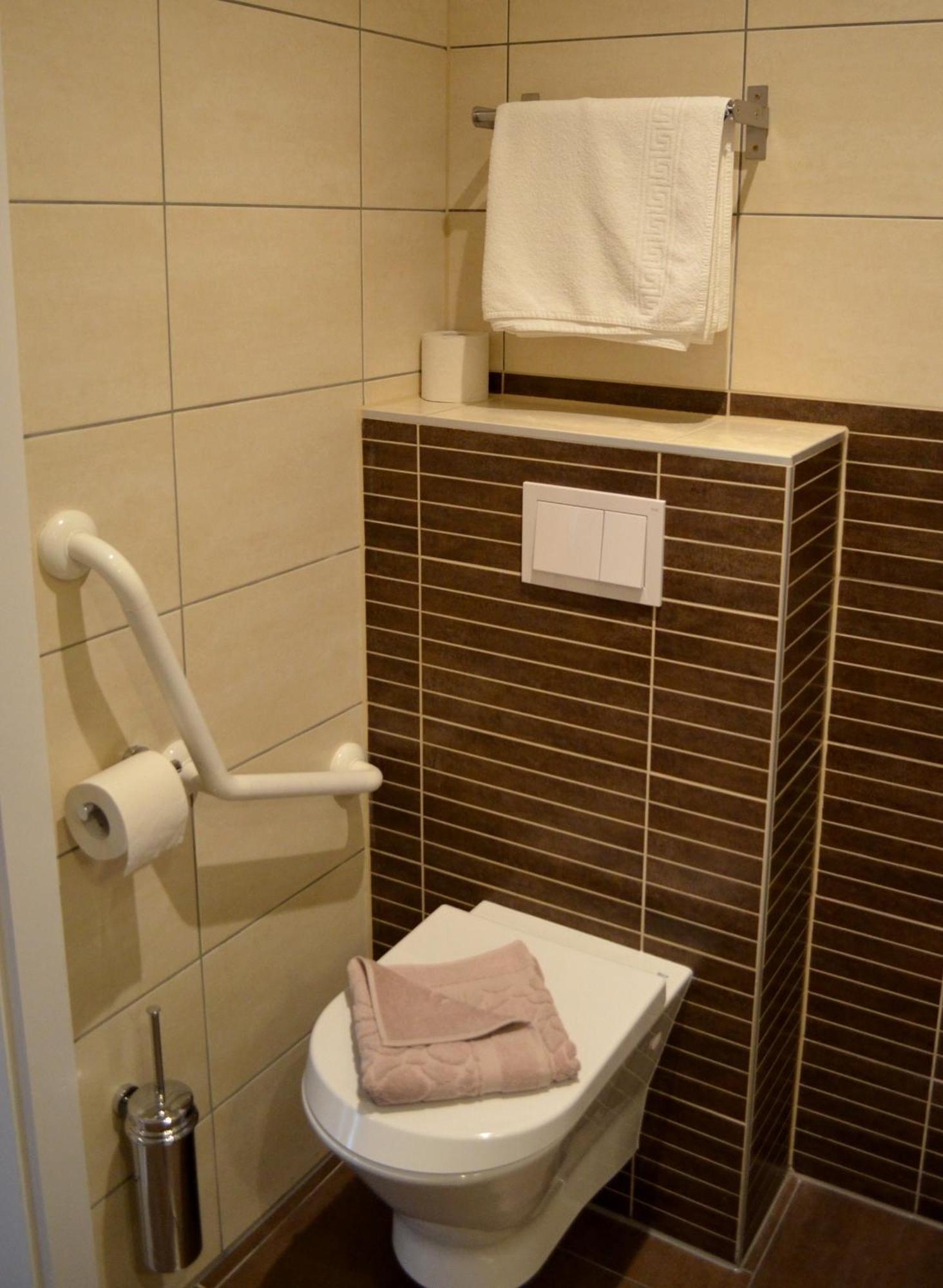 Hotel Restaurant La Couronne Roppenheim Room photo