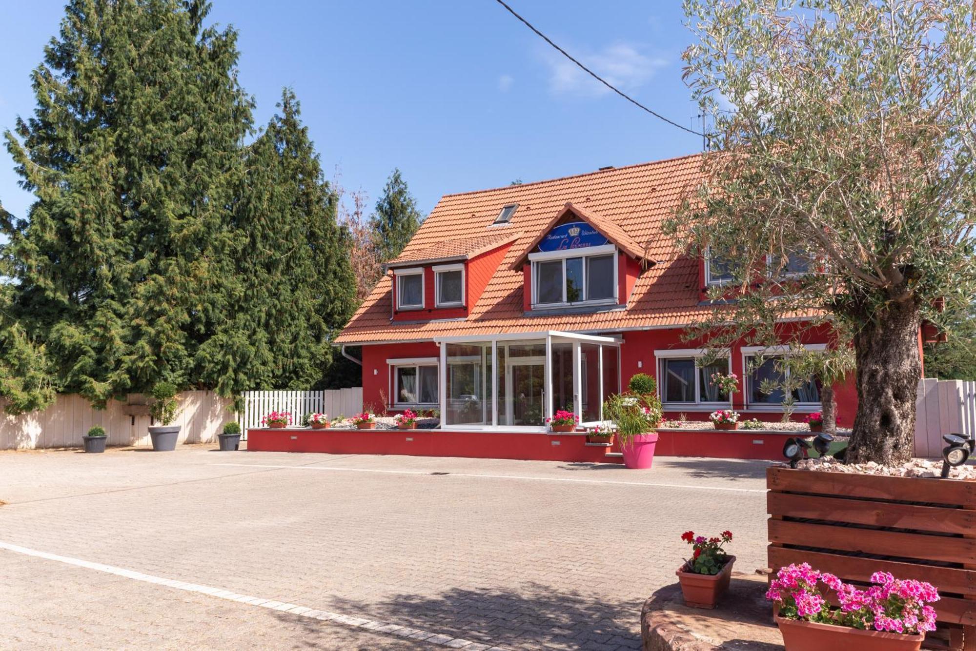 Hotel Restaurant La Couronne Roppenheim Exterior photo