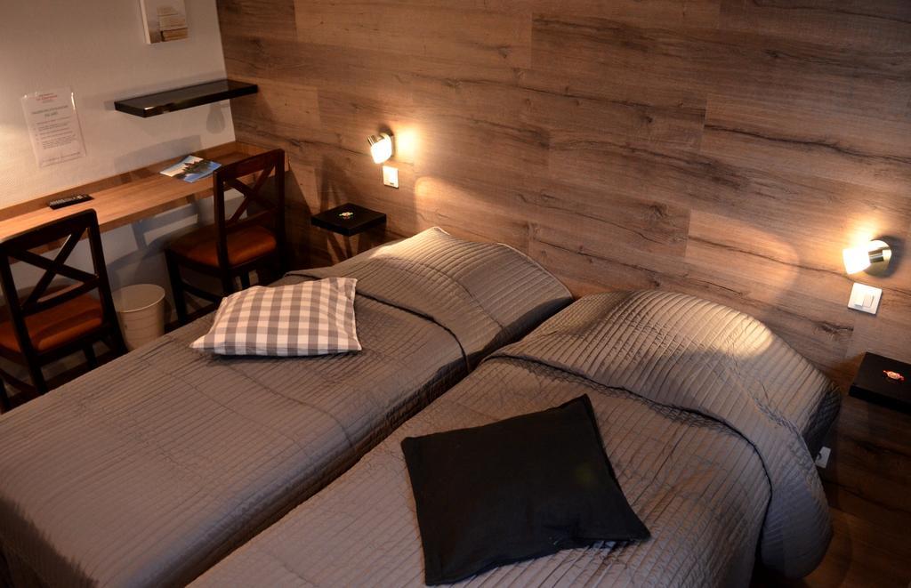 Hotel Restaurant La Couronne Roppenheim Room photo