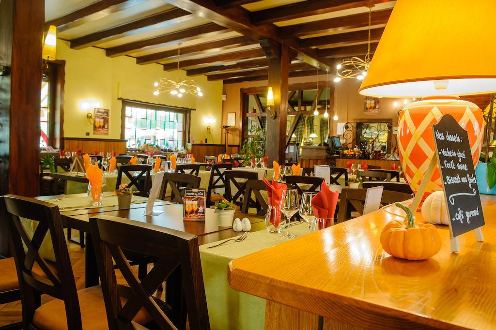 Hotel Restaurant La Couronne Roppenheim Exterior photo