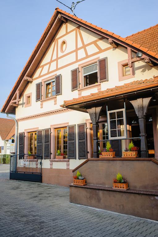 Hotel Restaurant La Couronne Roppenheim Exterior photo